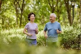 扑克高手如何调整打法（顶级牌手如何调整策略）